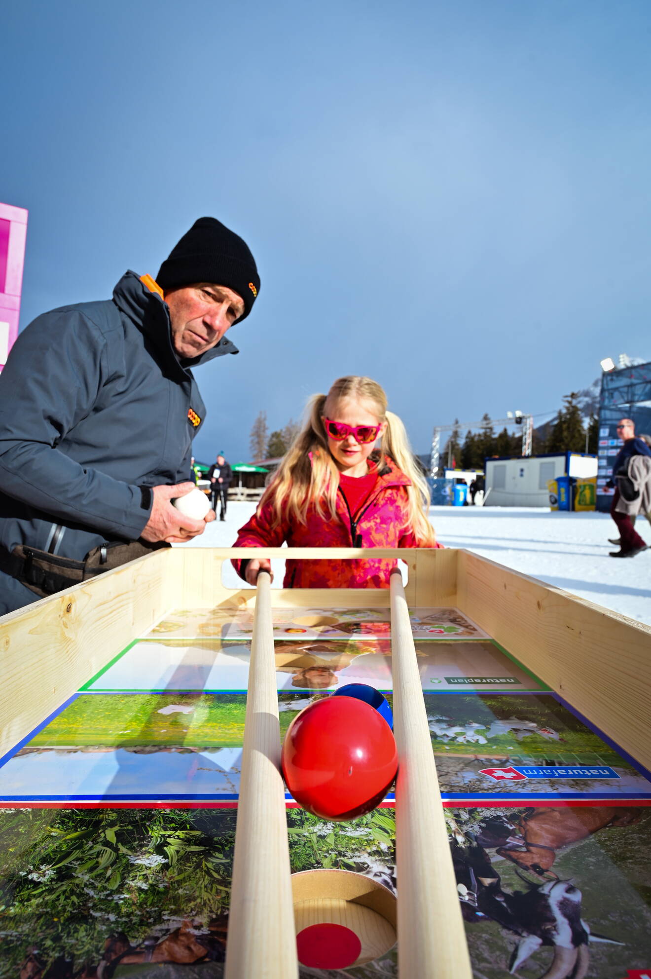 Coop Roadshow Biathlon-WM Lenzerheide Daktiv produziert Aktivierungen mit wirksamen Branding.