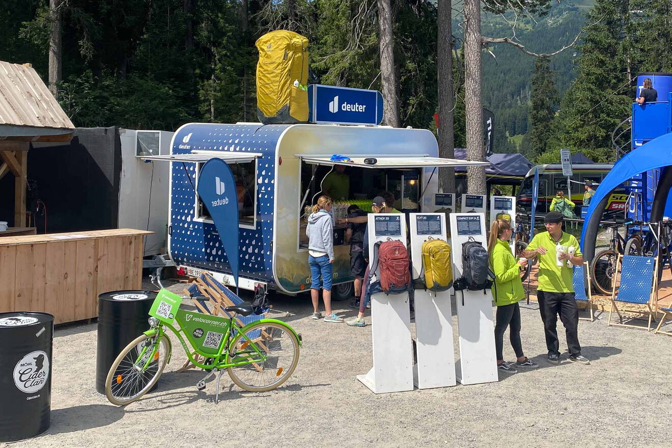 Der Roadshow Anhänger hilft beim Aufbau von nachhaltiger Kundenbindung.